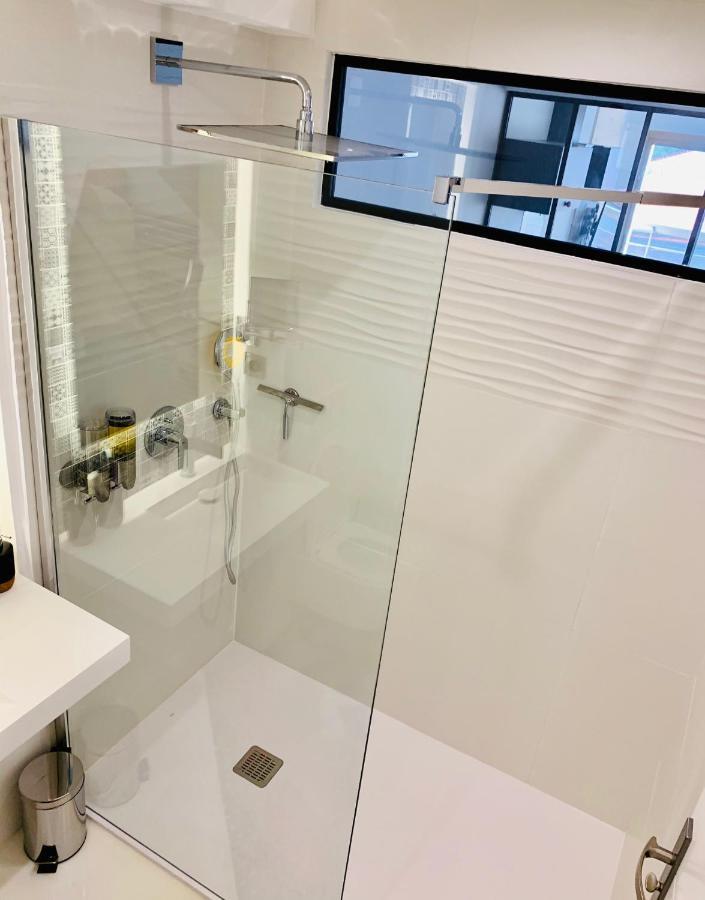 Neuf Vieil Appartement